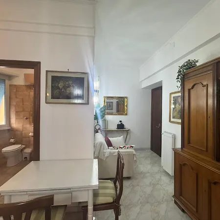 La Casa Di Maia Apartment Rom